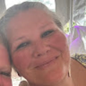 Meet your Posher, Lea